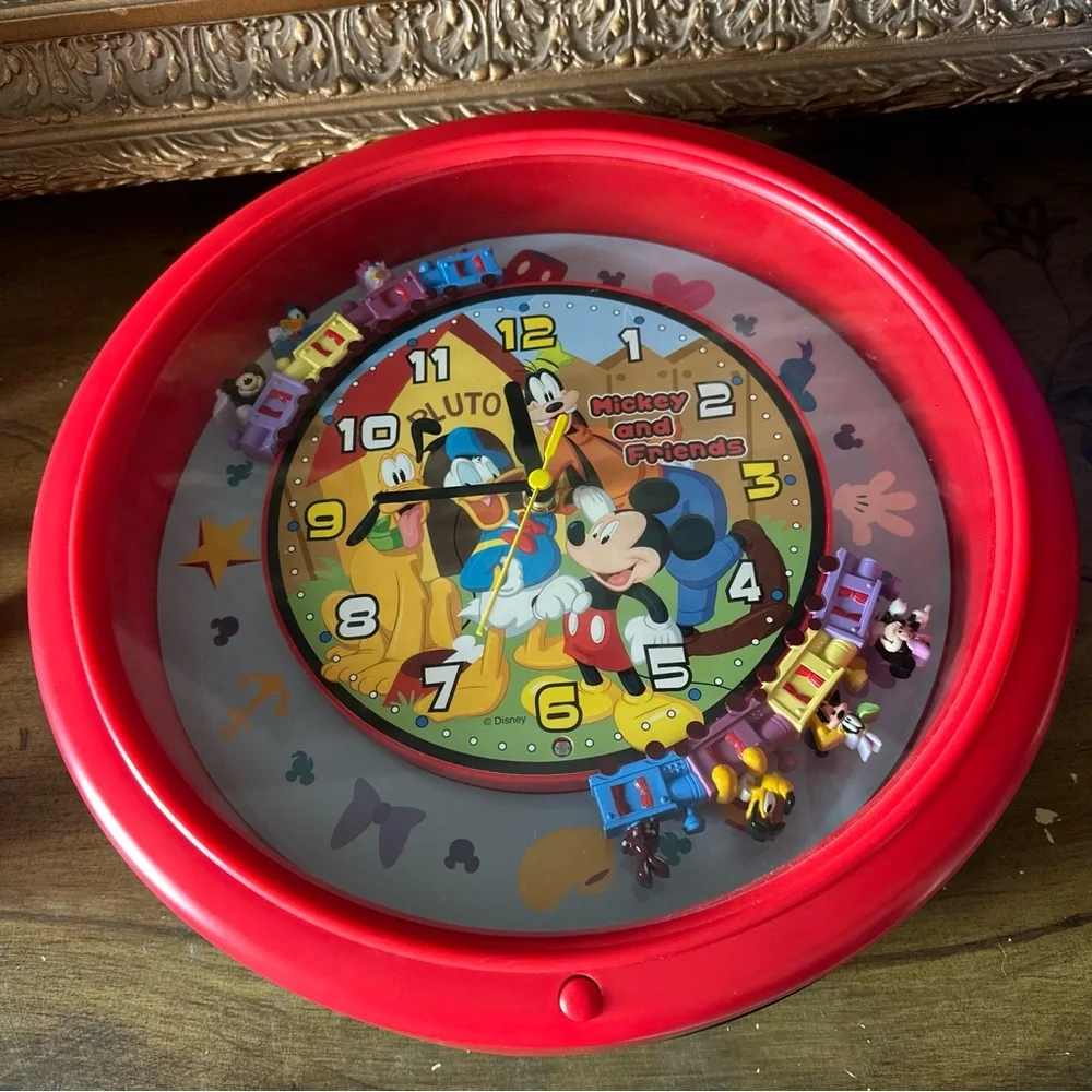 Vintage Disney Mickey Mouse Friends Animated Musical Wall Clock Melody RARE HTF